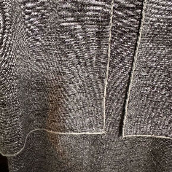 Soft Surroundings silver blouse size medium - Picture 5 of 6